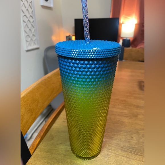 ✨Starbucks 24oz Studded Tumbler - Picture 6 of 10